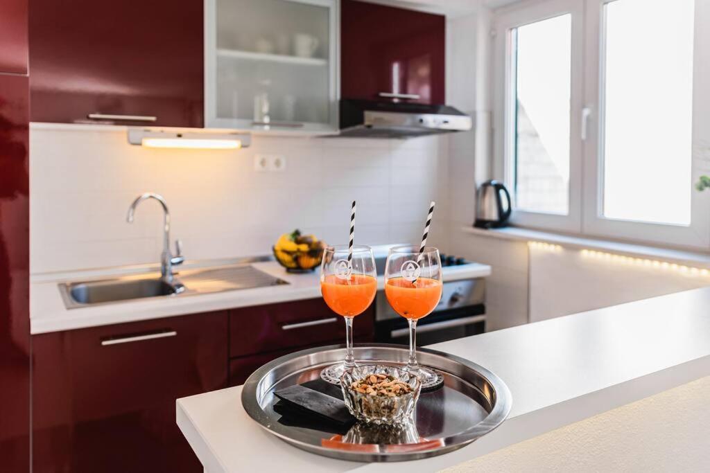 Holiday Home Marina-Renovated House In City Center Rogoznica  Exterior photo