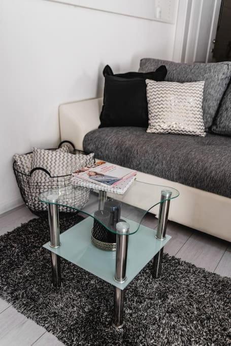 Holiday Home Marina-Renovated House In City Center Rogoznica  Exterior photo